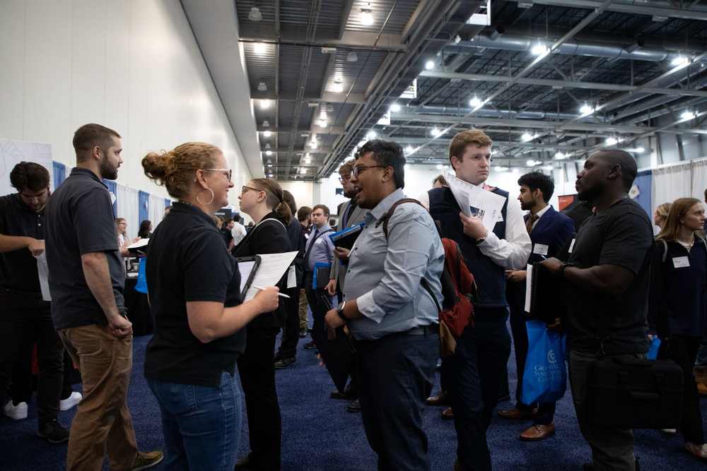 Tips for Employer Success at GVSU Career Fairs